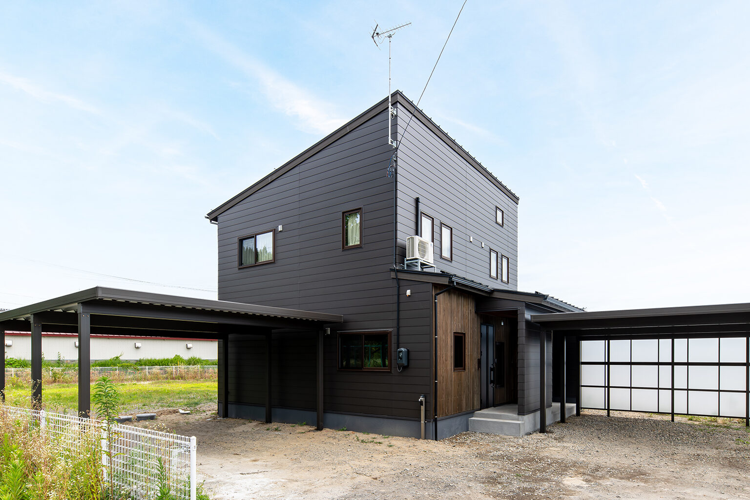 モールテックスが彩る、家族をつなぐ住まい｜村上市